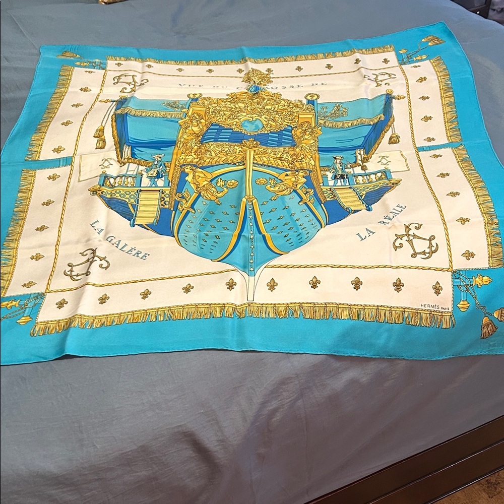Vintage Hermes silk scarf  carré 90